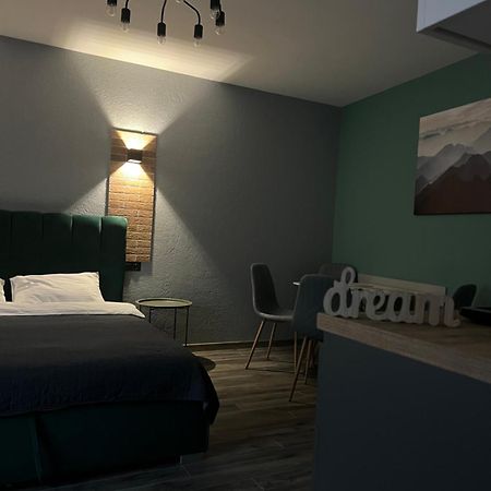 Hotel Menchul Rakhiv Εξωτερικό φωτογραφία