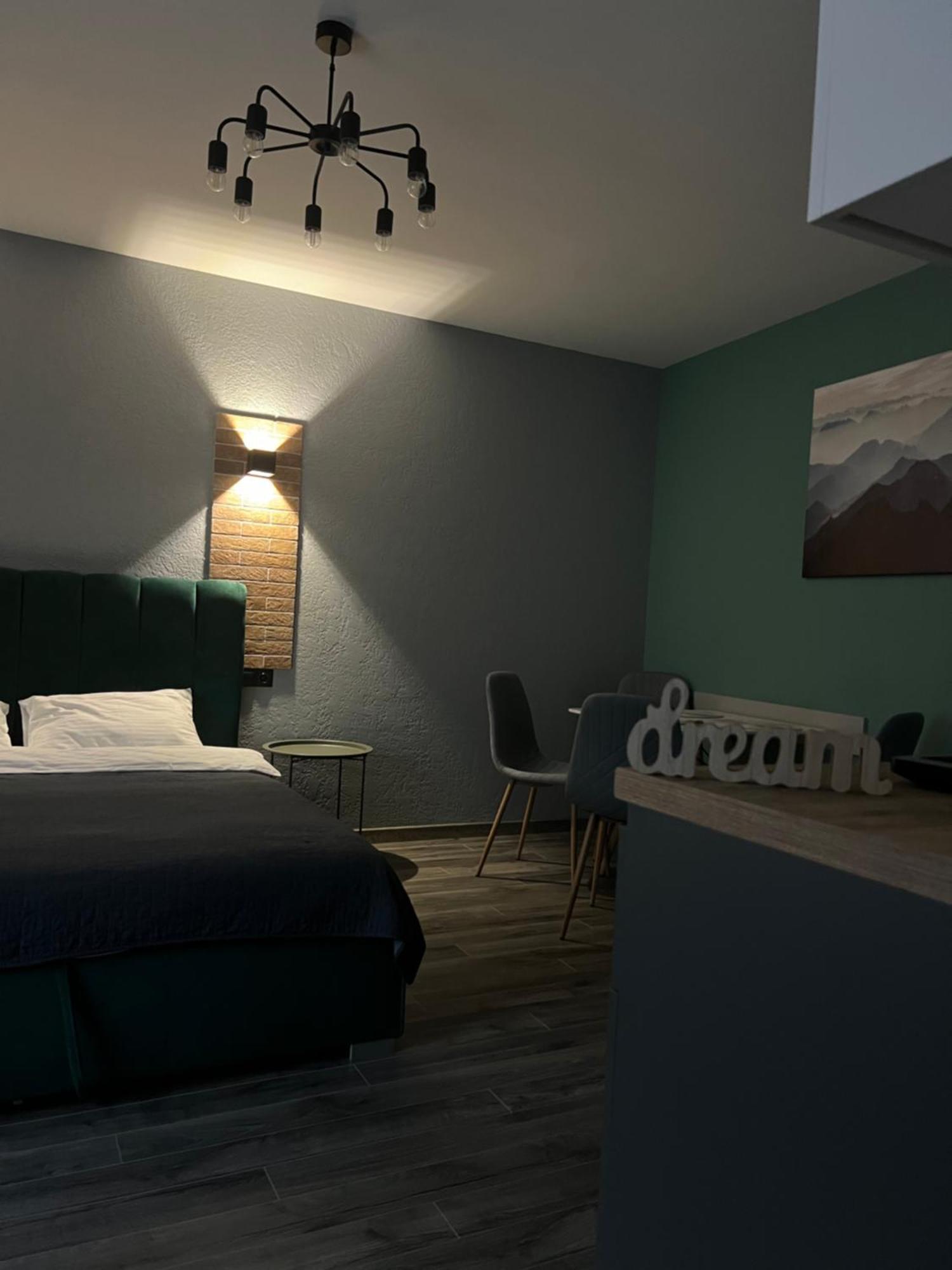 Hotel Menchul Rakhiv Εξωτερικό φωτογραφία