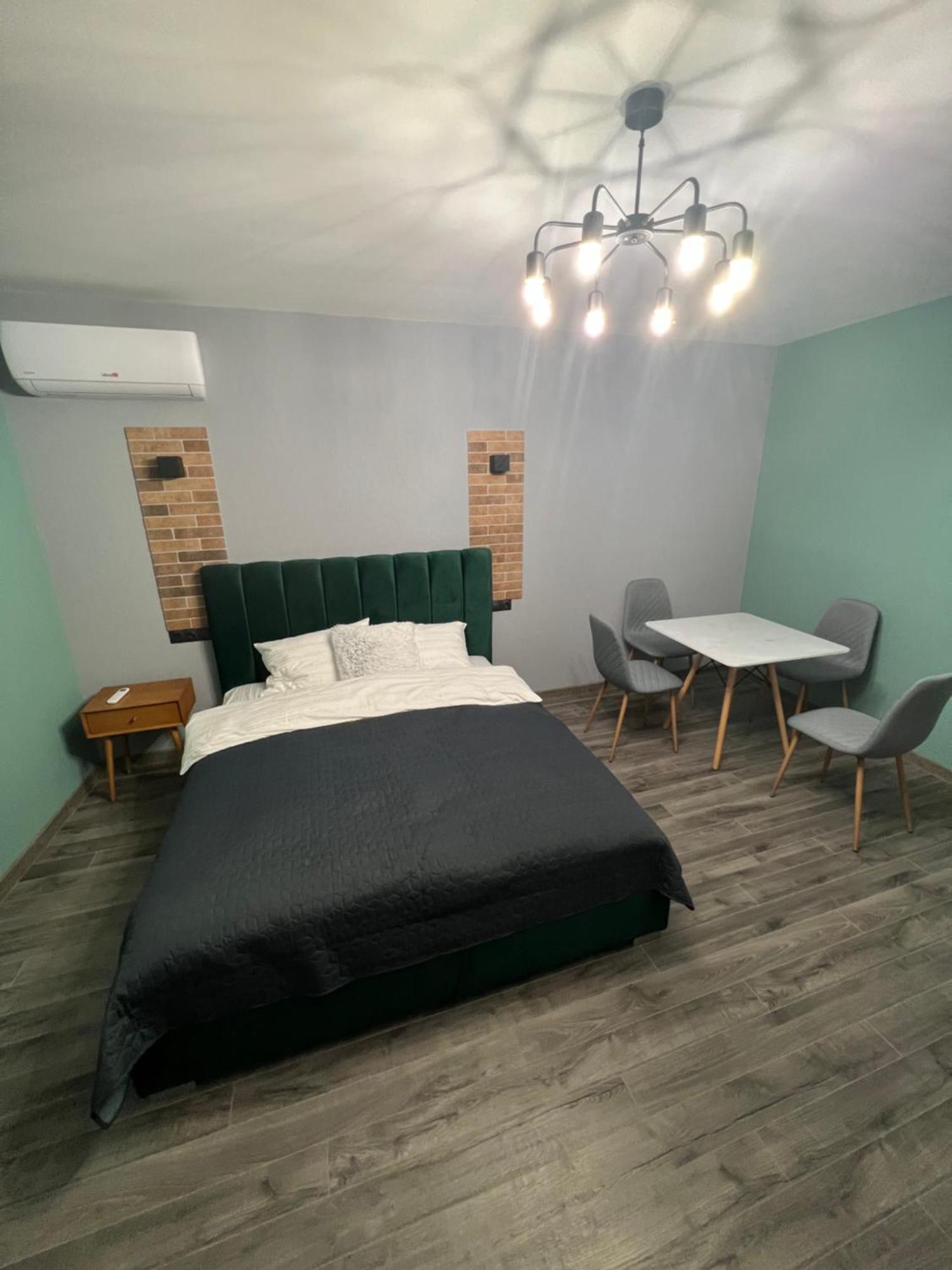 Hotel Menchul Rakhiv Εξωτερικό φωτογραφία