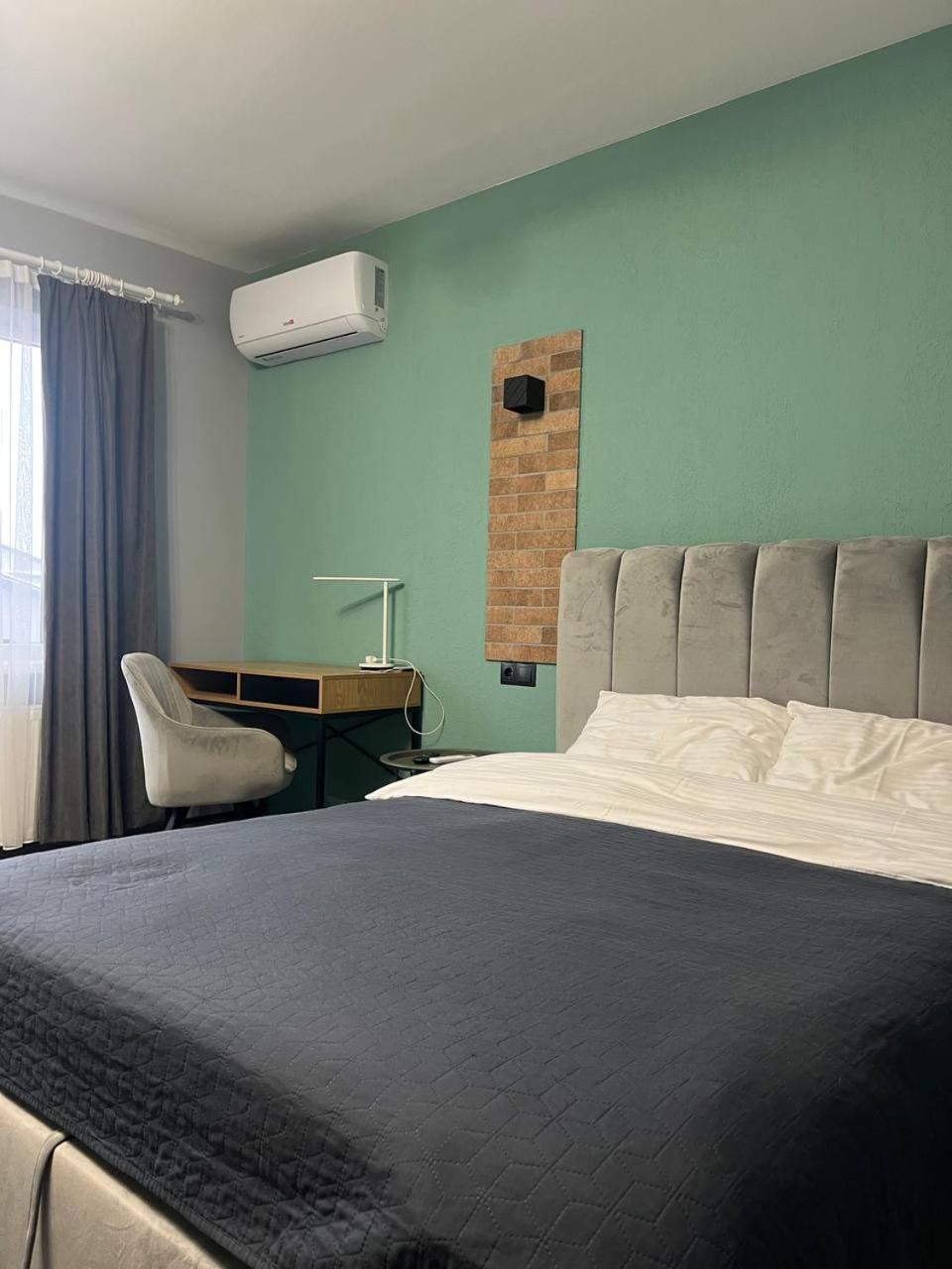 Hotel Menchul Rakhiv Εξωτερικό φωτογραφία